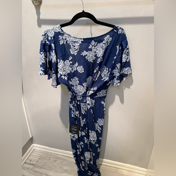 NWT Lulus Floral Wrap Dress - Picture 6 of 6